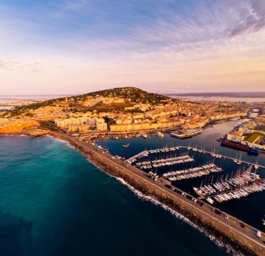Joli Studio Au Mont St Clair Avec Vue Sur La Mer Apartment แซ็ต ภายนอก รูปภาพ